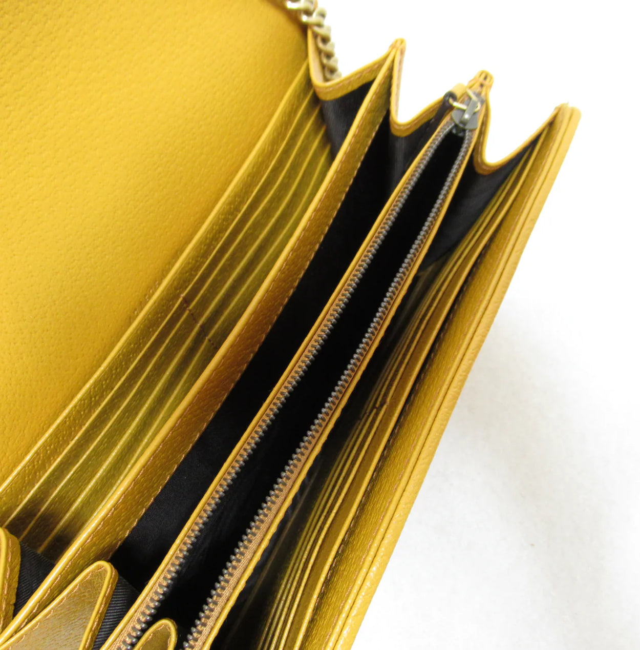 Gucci Raffia Jumbo GG Monogram Wallet on Chain