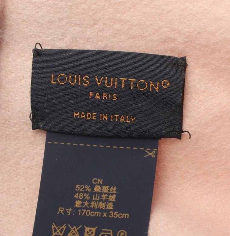 Louis Vuitton Escharpe Lv Stella Rose Poodle Scarf Silk Cashmere