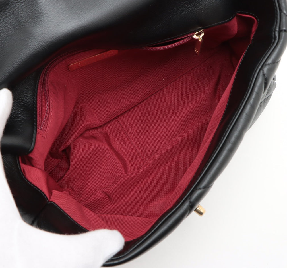 Chanel 19 Large Black