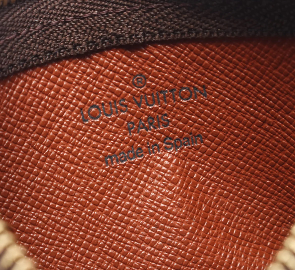 Louis Vuitton Monogram Key Cles