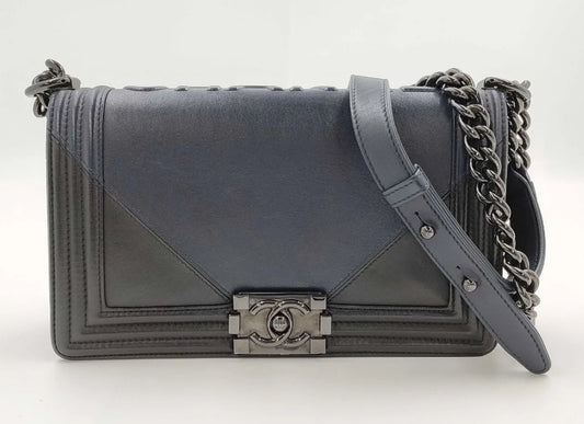 Chanel Calfskin Medium Bi-Color Boy Black/Navy