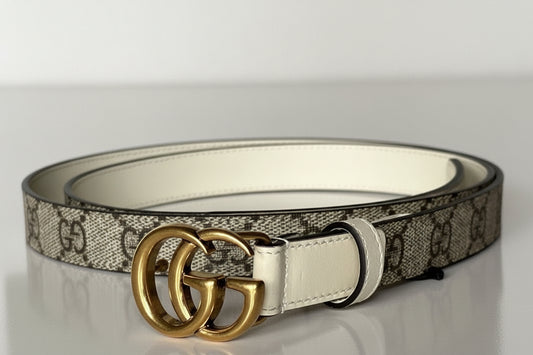 Gucci Women’s Leather GG Thin Belt Beige/White 110/44